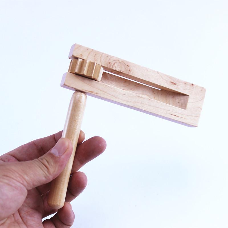 @*Handheld Wooden Ratchet Nois - Musical Instrument Family 评论和价格